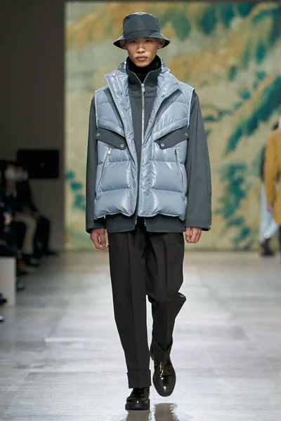 Look 9